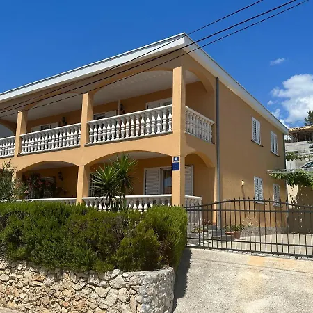Apartment-julia * Seget Vranjica