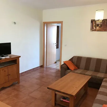 Apartment-julia * Seget Vranjica